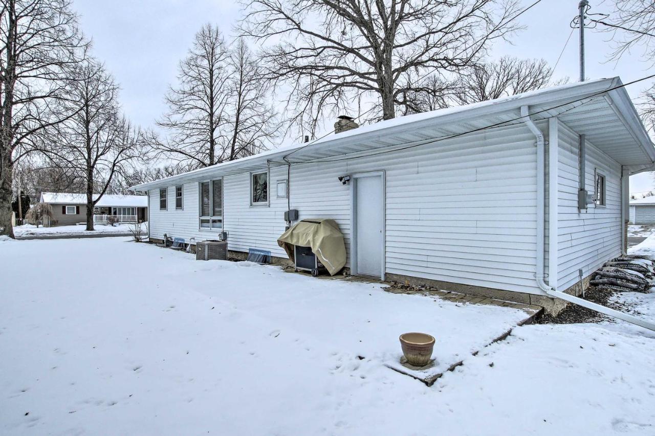 Green Bay Home 3 Blocks To Lambeau Field! Exterior photo